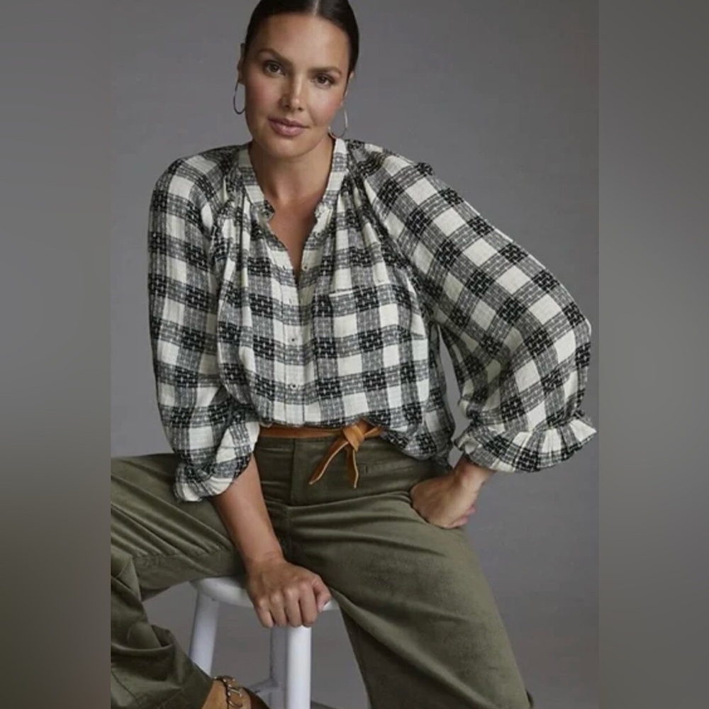 EUC Anthropologie Pilcro Breezy Black Plaid Button Down Top - Picture 2 of 4